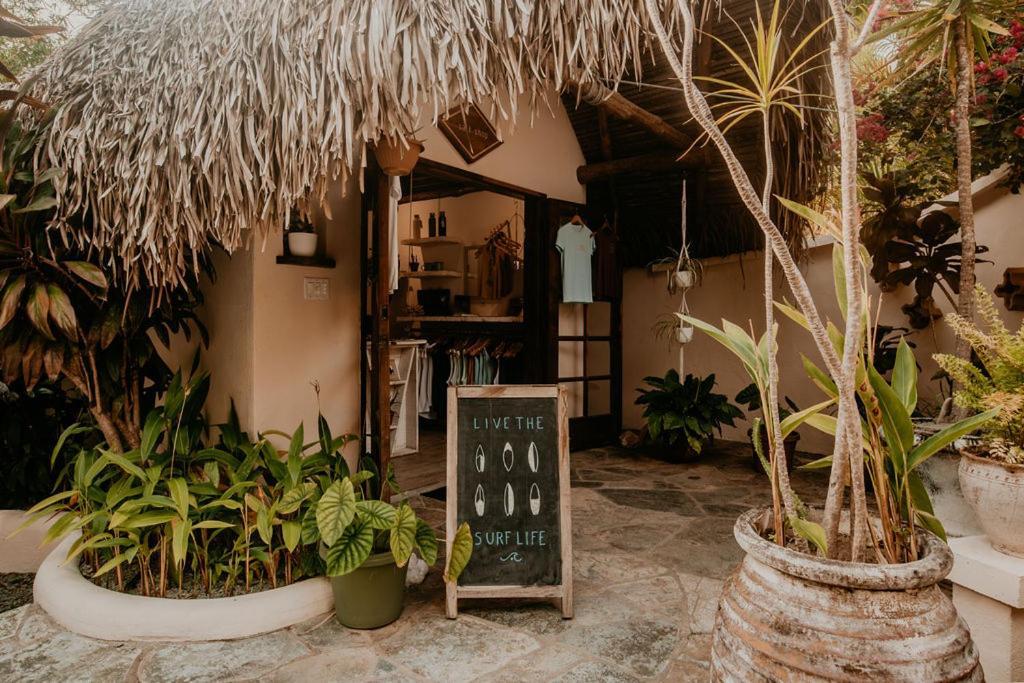 Sansara Surf Yoga & Resort Cambutal Exterior foto
